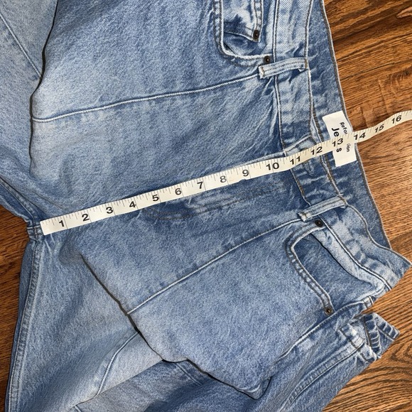 Reformation Kris Relaxed Curve Seamed Jean Barrel Womens 28 Light Blue Wash - Picture 9 of 9